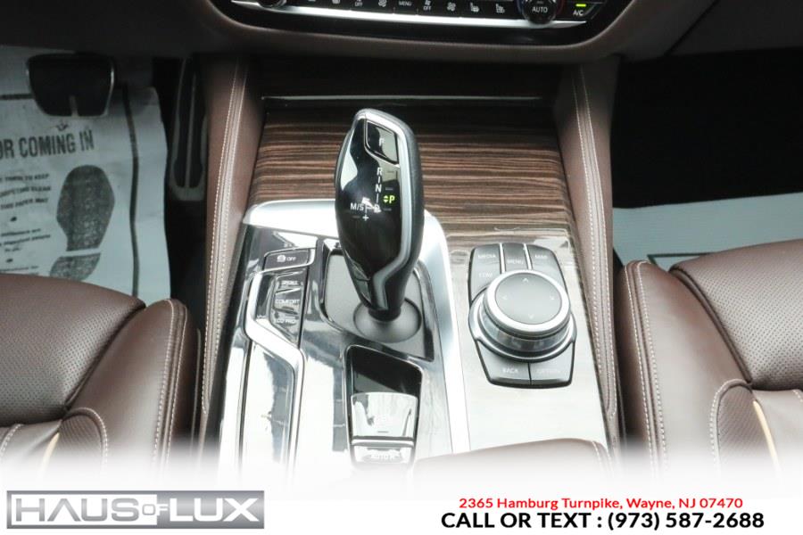2022 BMW 5-Series 540i xDrive Sedan photo