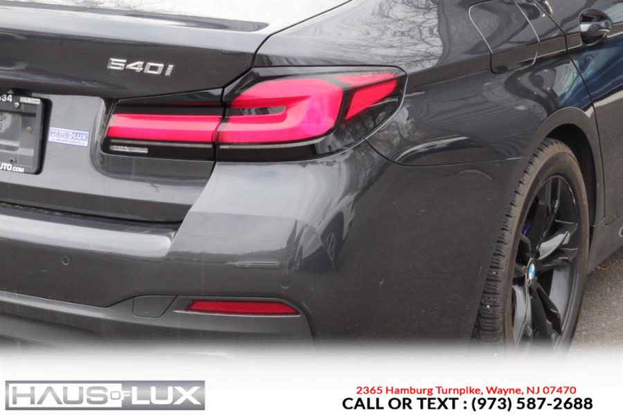 2022 BMW 5-Series 540i xDrive Sedan photo
