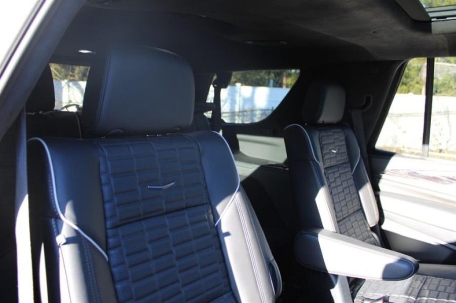 2023 Cadillac Escalade AWD V-Series photo