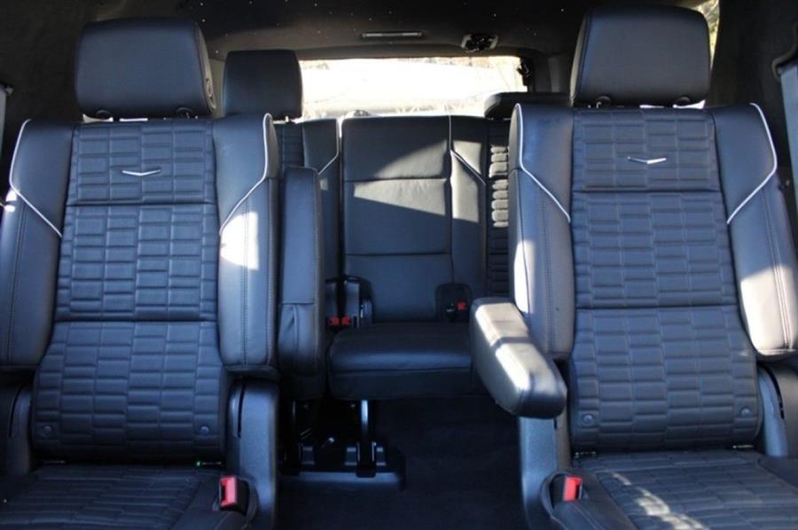 2023 Cadillac Escalade AWD V-Series photo