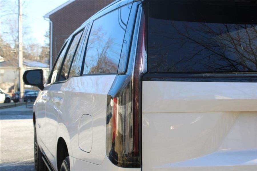 2023 Cadillac Escalade AWD V-Series photo