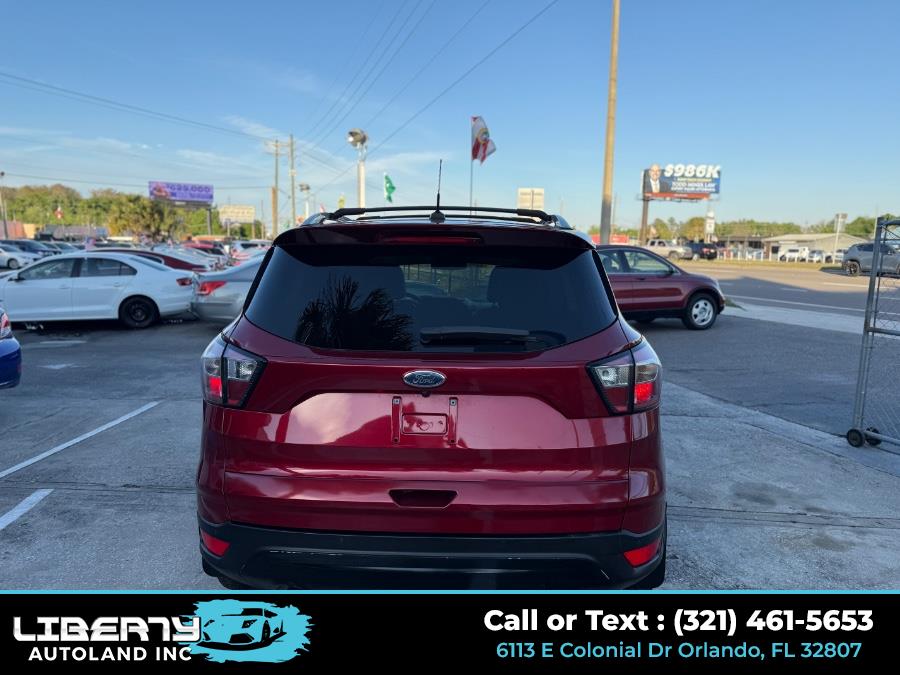 2017 Ford Escape Titanium FWD photo