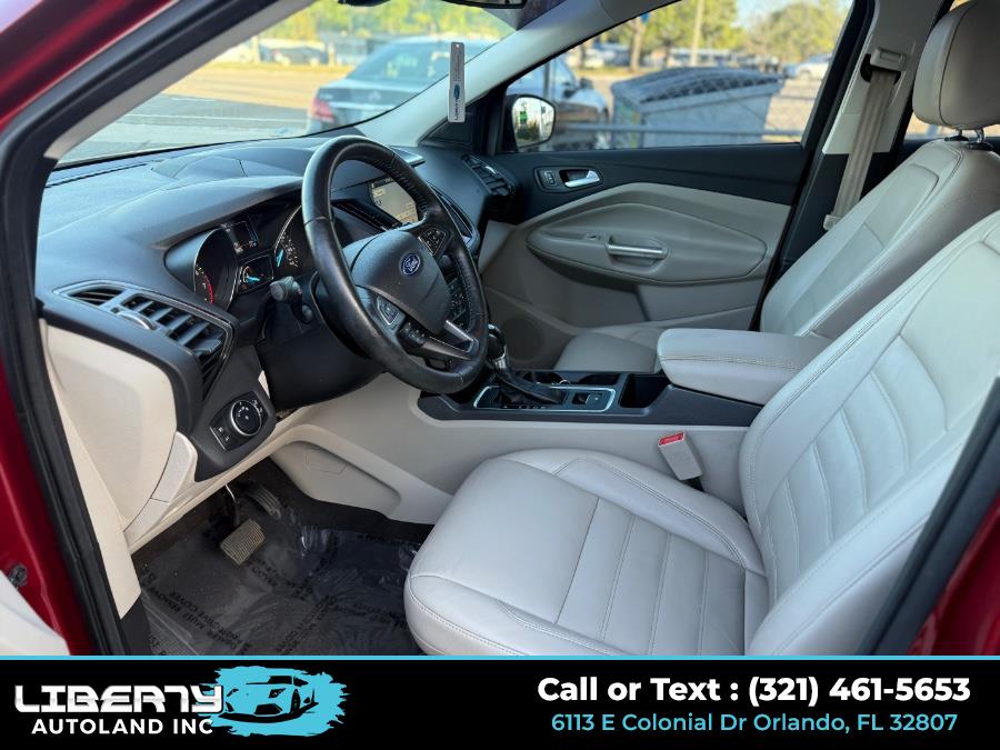 2017 Ford Escape Titanium FWD photo