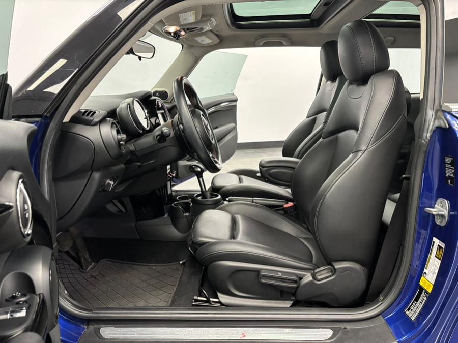 2019 MINI Cooper Hardtop Cooper S FWD photo