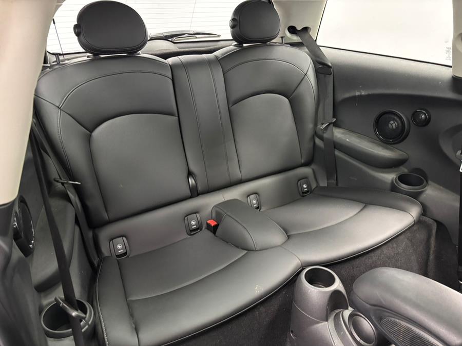 2019 MINI Cooper Hardtop Cooper S FWD photo