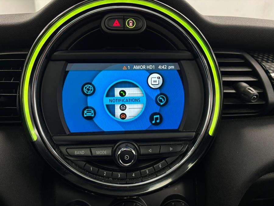 2019 MINI Cooper Hardtop Cooper S FWD photo