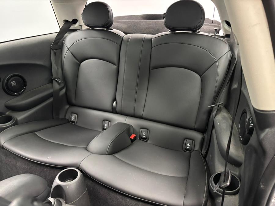 2019 MINI Cooper Hardtop Cooper S FWD photo