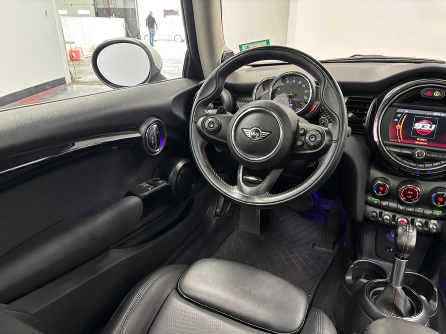 2019 MINI Cooper Hardtop Cooper S FWD photo