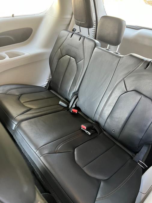2018 Chrysler Pacifica Touring L Plus FWD photo