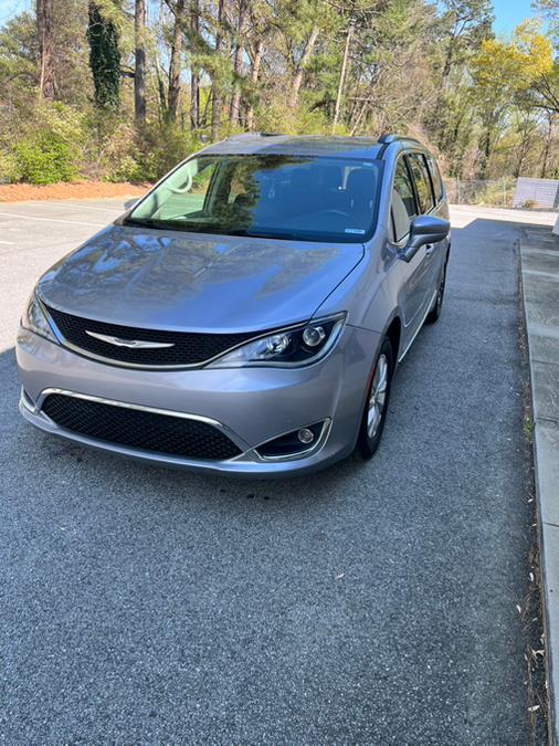 2018 Chrysler Pacifica Touring L Plus FWD photo