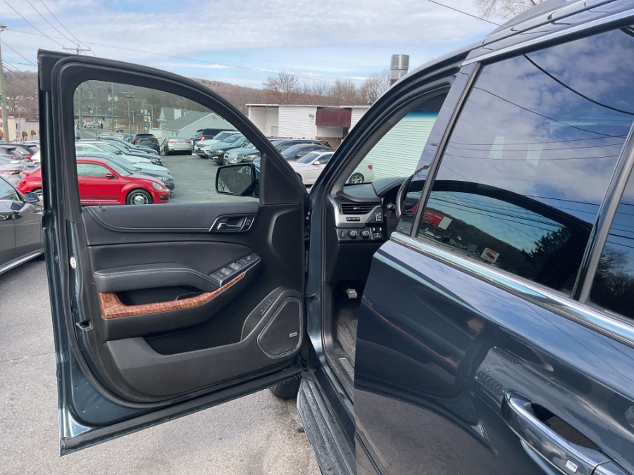 2019 Chevrolet Tahoe 4WD 4dr Premier photo