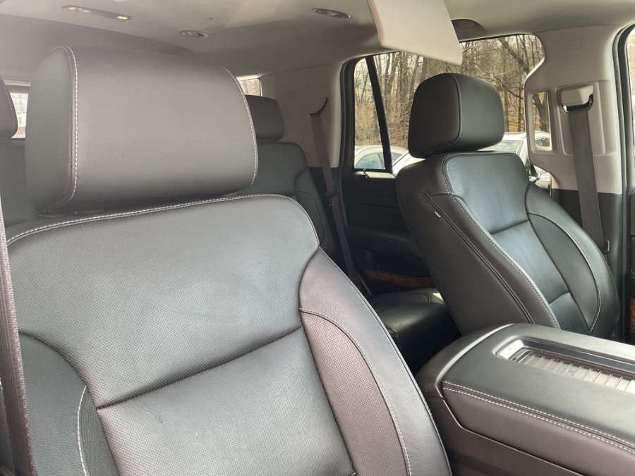 2019 Chevrolet Tahoe 4WD 4dr Premier photo