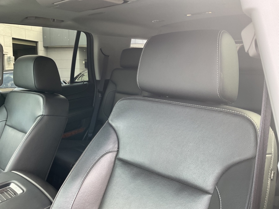 2019 Chevrolet Tahoe 4WD 4dr Premier photo