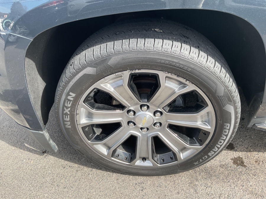 2019 Chevrolet Tahoe 4WD 4dr Premier photo