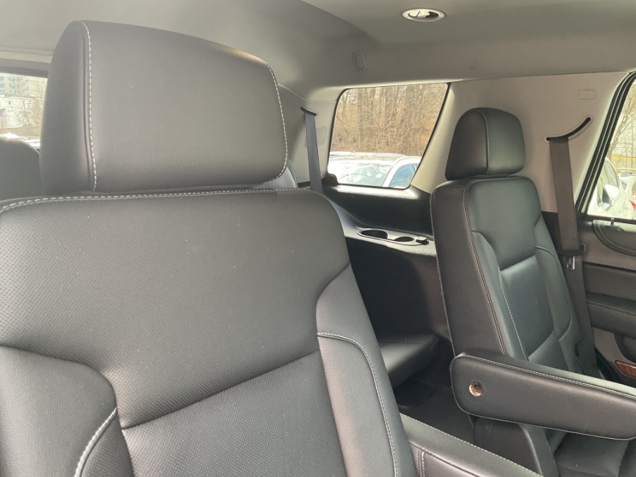 2019 Chevrolet Tahoe 4WD 4dr Premier photo