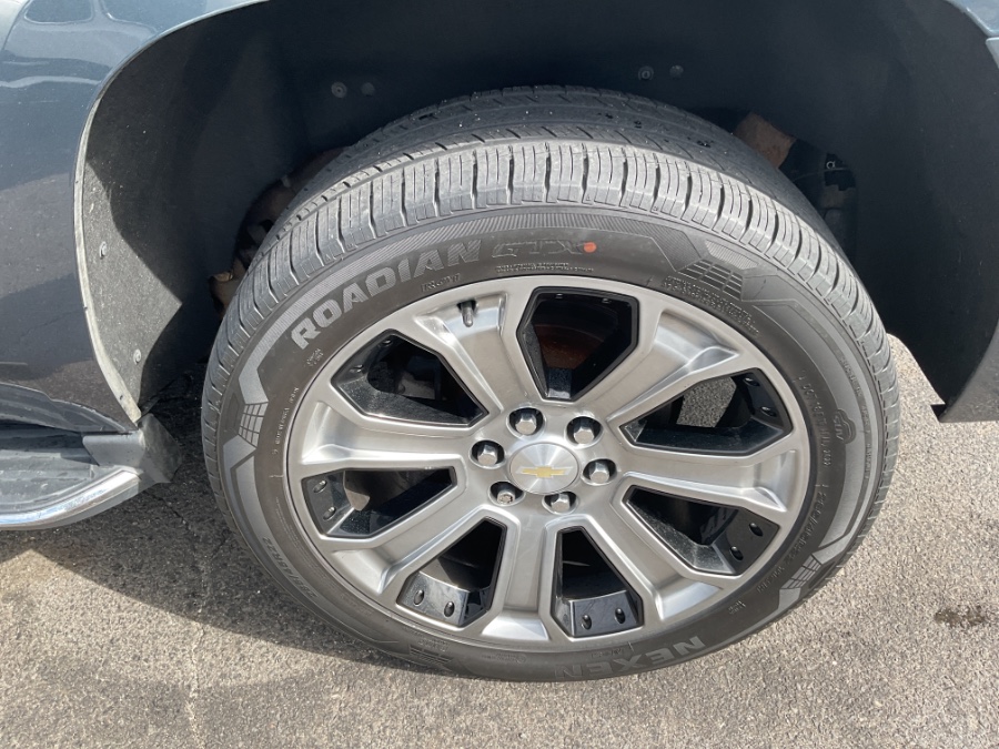 2019 Chevrolet Tahoe 4WD 4dr Premier photo
