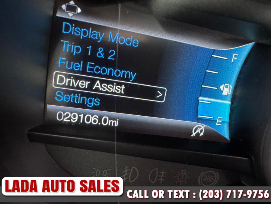 2022 Ford Edge SEL AWD photo