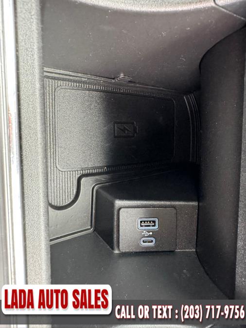2022 Ford Edge SEL AWD photo