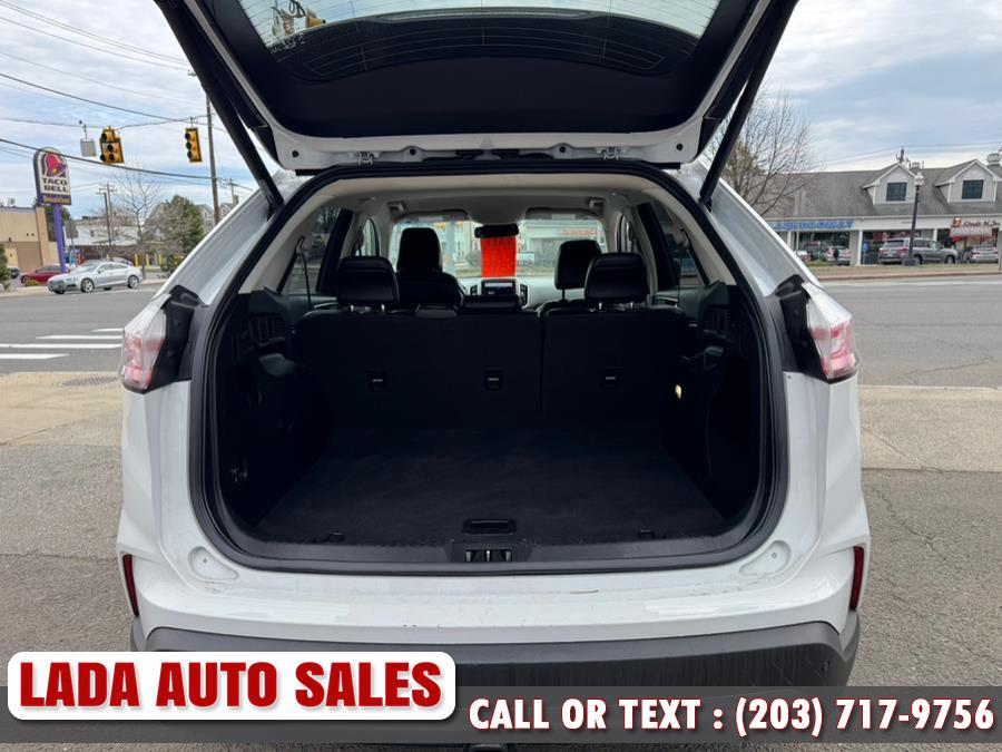 2022 Ford Edge SEL AWD photo