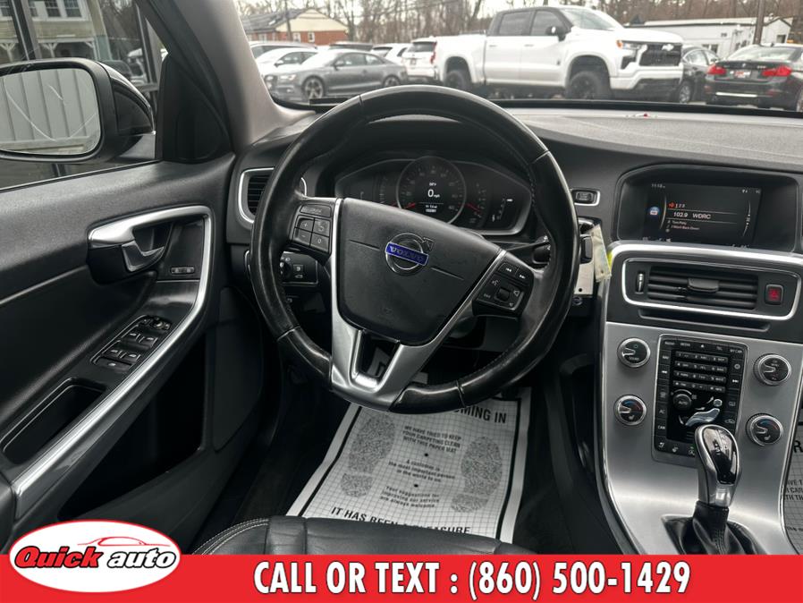 2018 Volvo S60 T5 AWD Dynamic photo