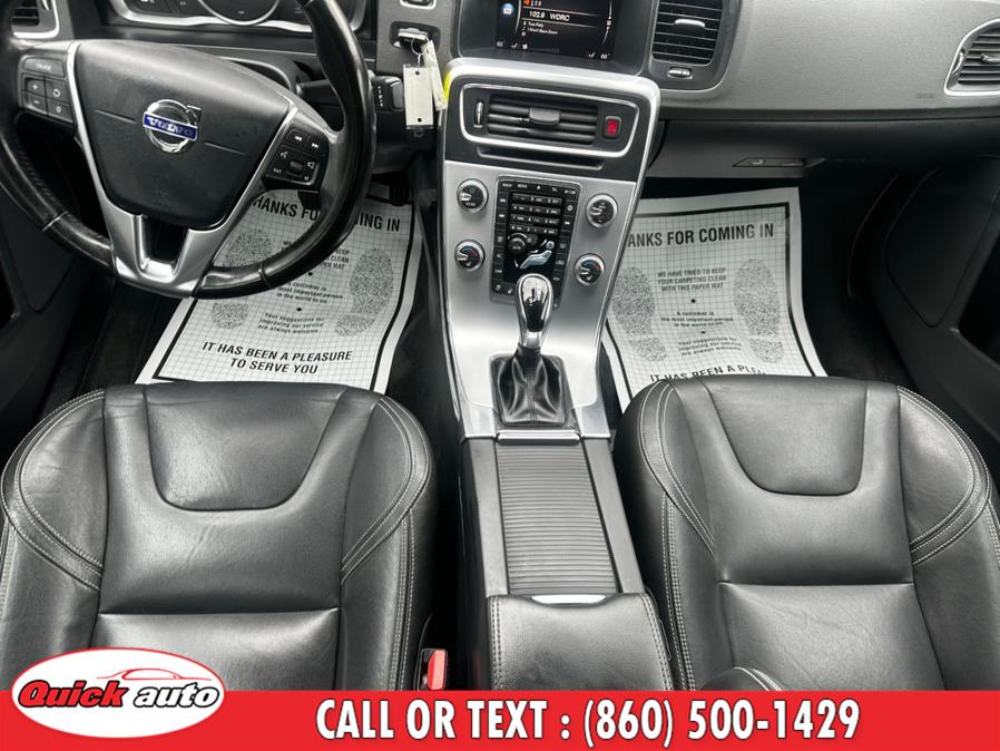 2018 Volvo S60 T5 AWD Dynamic photo
