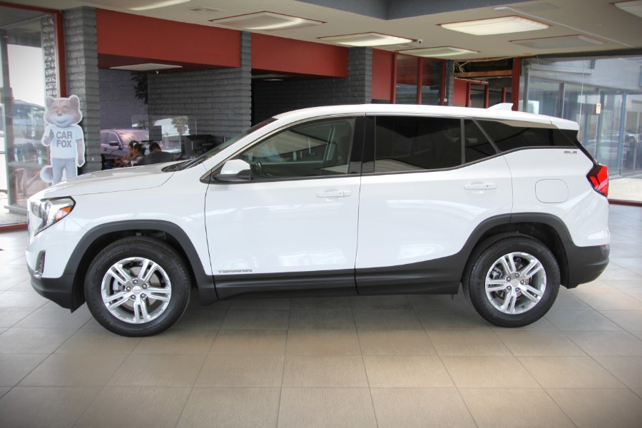 2019 GMC Terrain FWD 4dr SLE photo