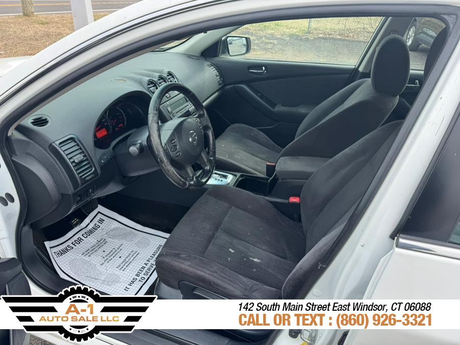 2011 Nissan Altima 2.5 photo