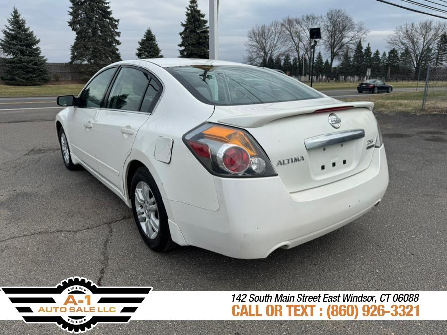 2011 Nissan Altima 2.5 photo