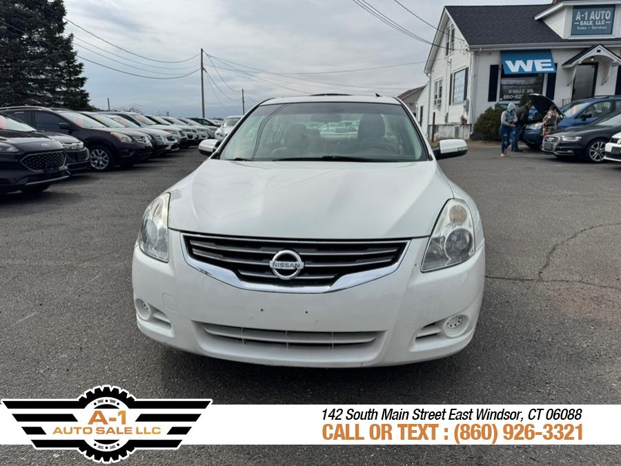 2010 Nissan Altima 2.5 photo