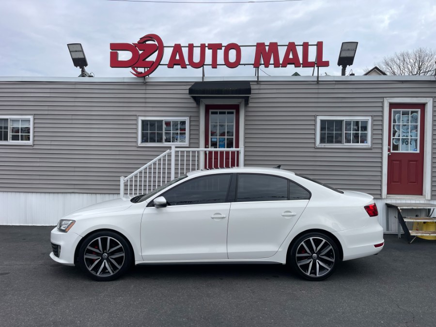 2013 Volkswagen Jetta GLI photo
