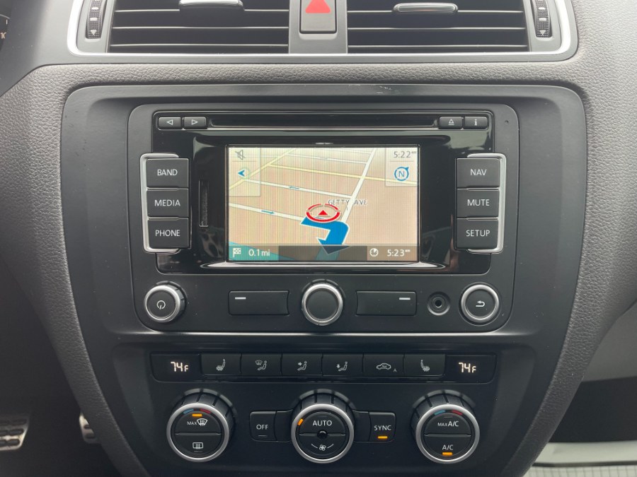 2013 Volkswagen Jetta GLI photo