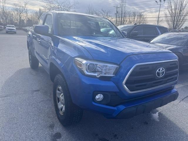2016 Toyota Tacoma SR5 photo