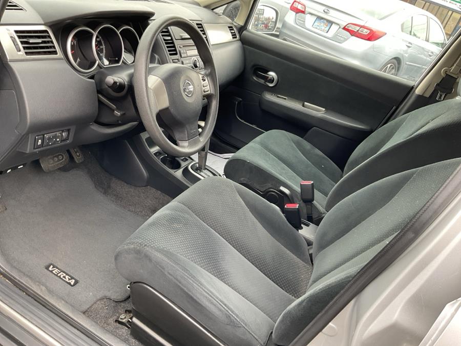 2012 Nissan Versa 1.8 S photo