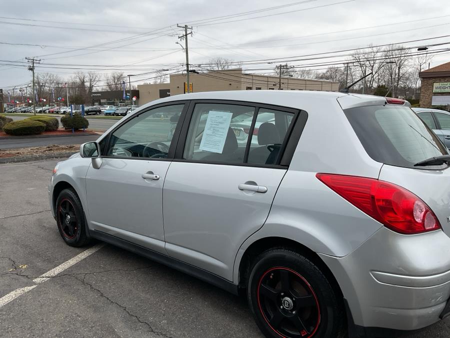 2012 Nissan Versa 1.8 S photo