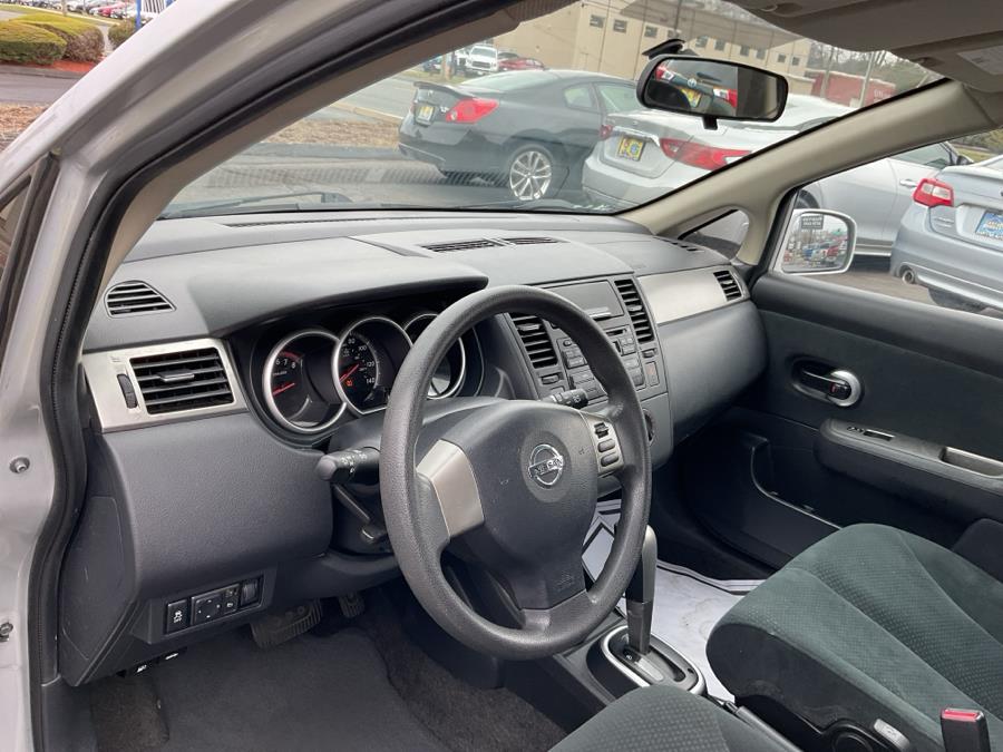2012 Nissan Versa 1.8 S photo