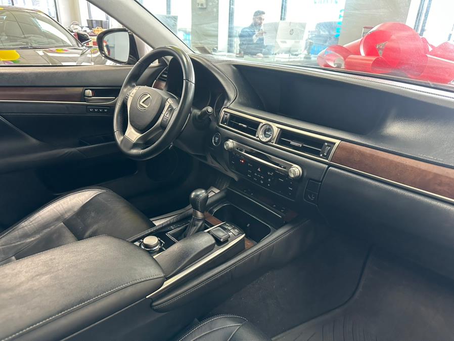 2015 Lexus GS 350 photo