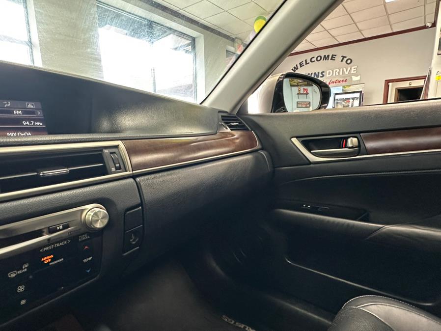 2015 Lexus GS 350 photo