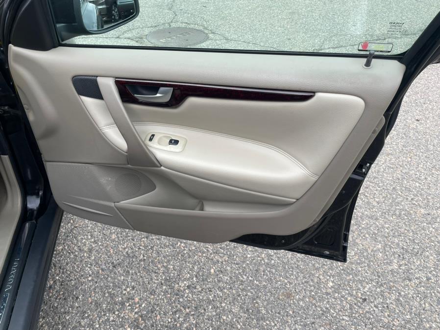 2004 Volvo S60 2.4 photo