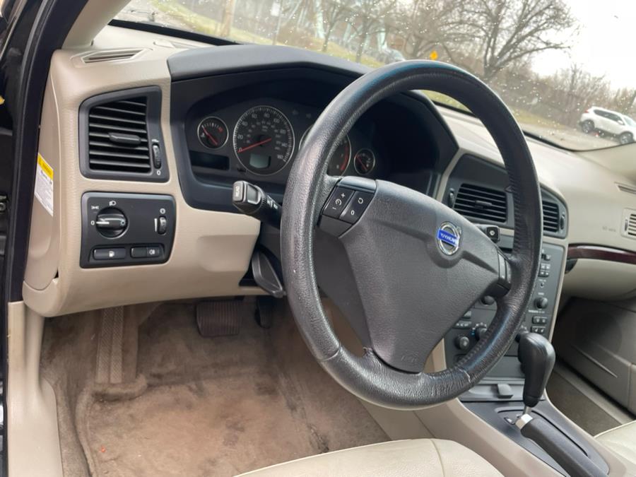 2004 Volvo S60 2.4 photo