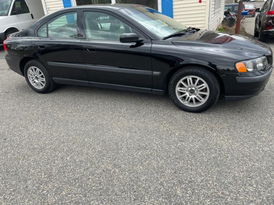 2004 Volvo S60 2.4 photo