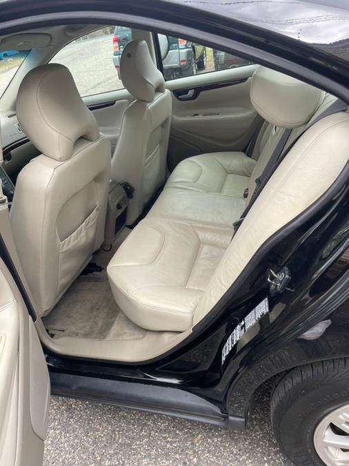 2004 Volvo S60 2.4 photo