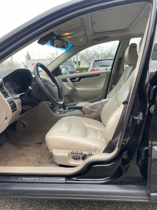 2004 Volvo S60 2.4 photo