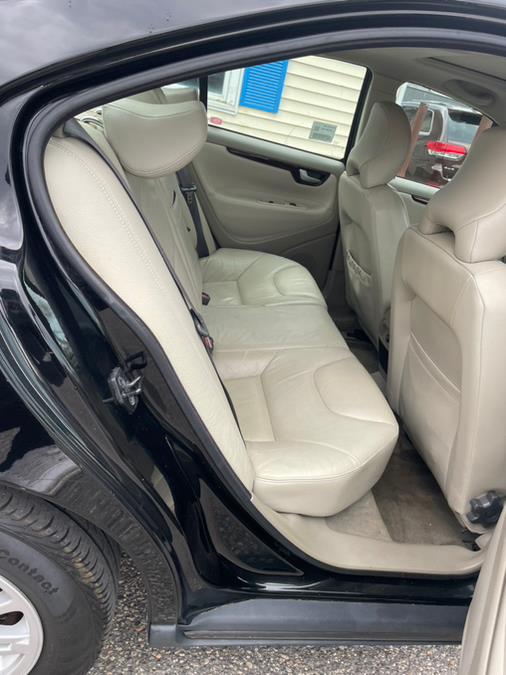 2004 Volvo S60 2.4 photo