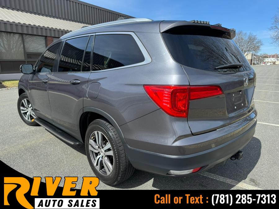 2017 Honda Pilot EX-L AWD photo