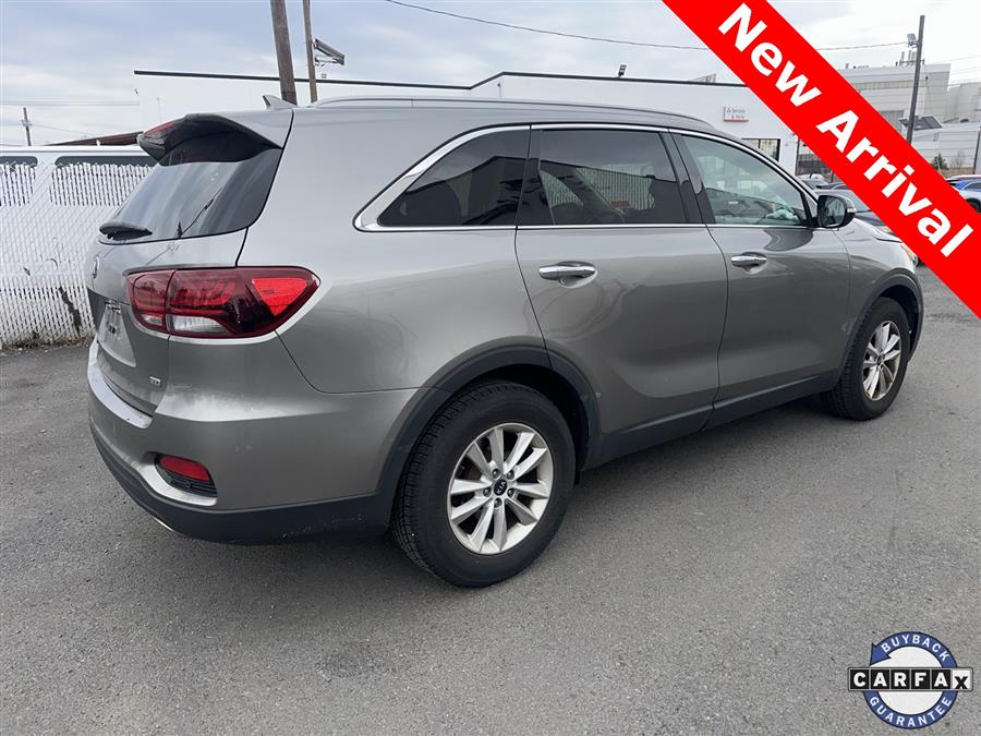2019 Kia Sorento LX photo