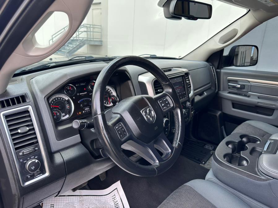 2018 RAM 1500 Big Horn 4x4 Quad Cab 6''4