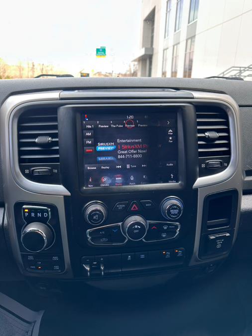 2018 RAM 1500 Big Horn 4x4 Quad Cab 6''4