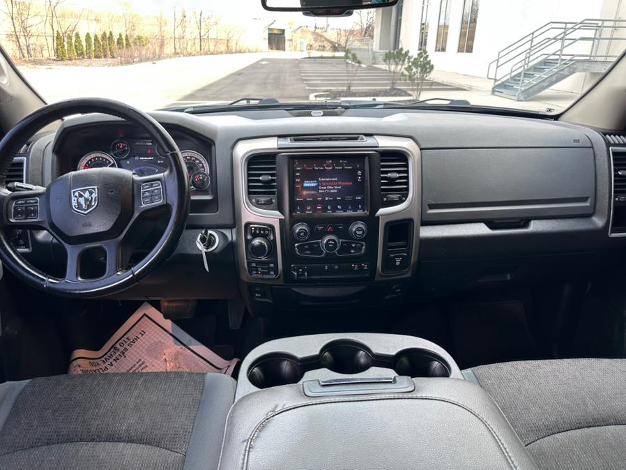2018 RAM 1500 Big Horn 4x4 Quad Cab 6''4