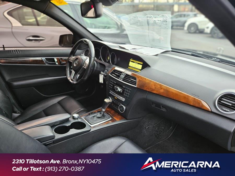 2012 Mercedes-Benz C-Class C300 4MATIC Luxury photo