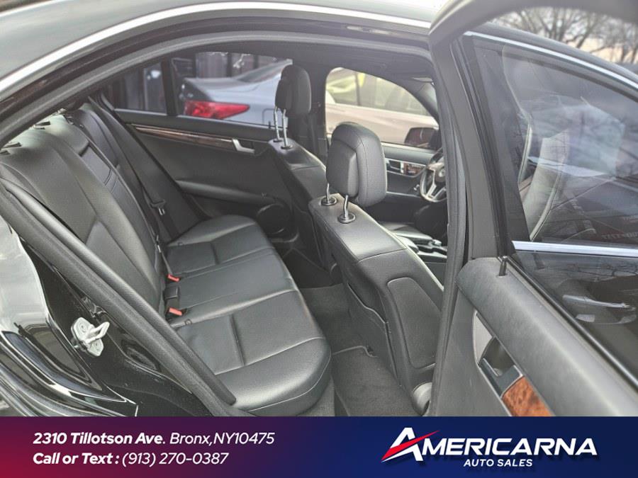 2012 Mercedes-Benz C-Class C300 4MATIC Luxury photo